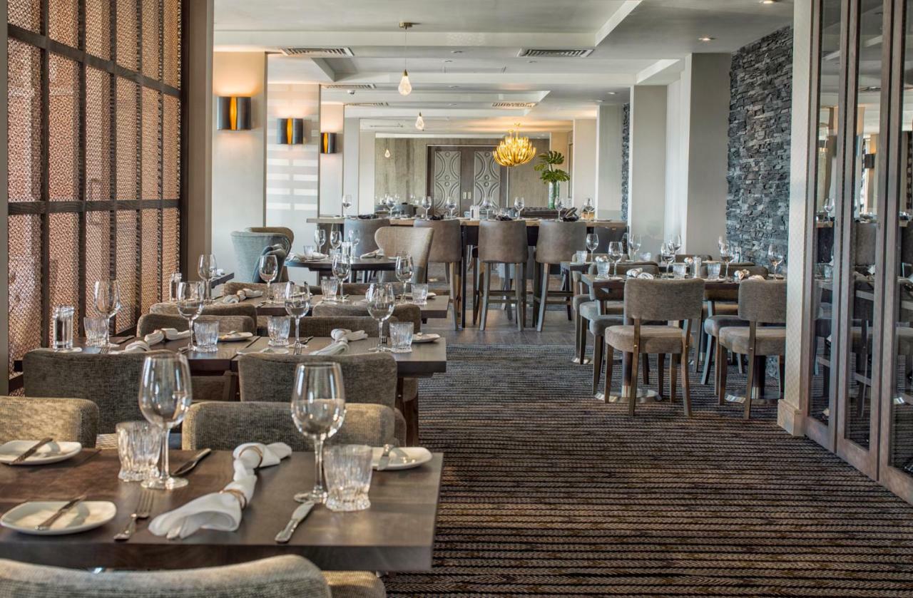 Boulevard Hotel Blackpool Exterior foto The restaurant at the 2018 London Marathon